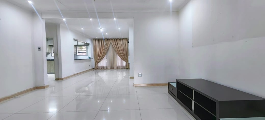 3 Bedroom Property for Sale in Miederpark North West